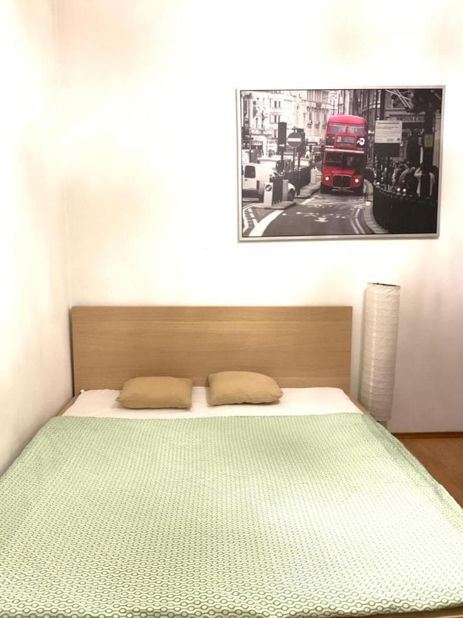 Astoria Metro Apartment Budapest Exteriör bild